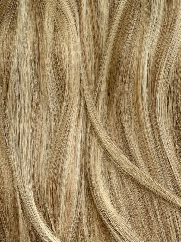 Piano Creamy Blonde #P86 Wavy/Curly Keratin Flat Tip Hair Extensions — Stina Hair Co.